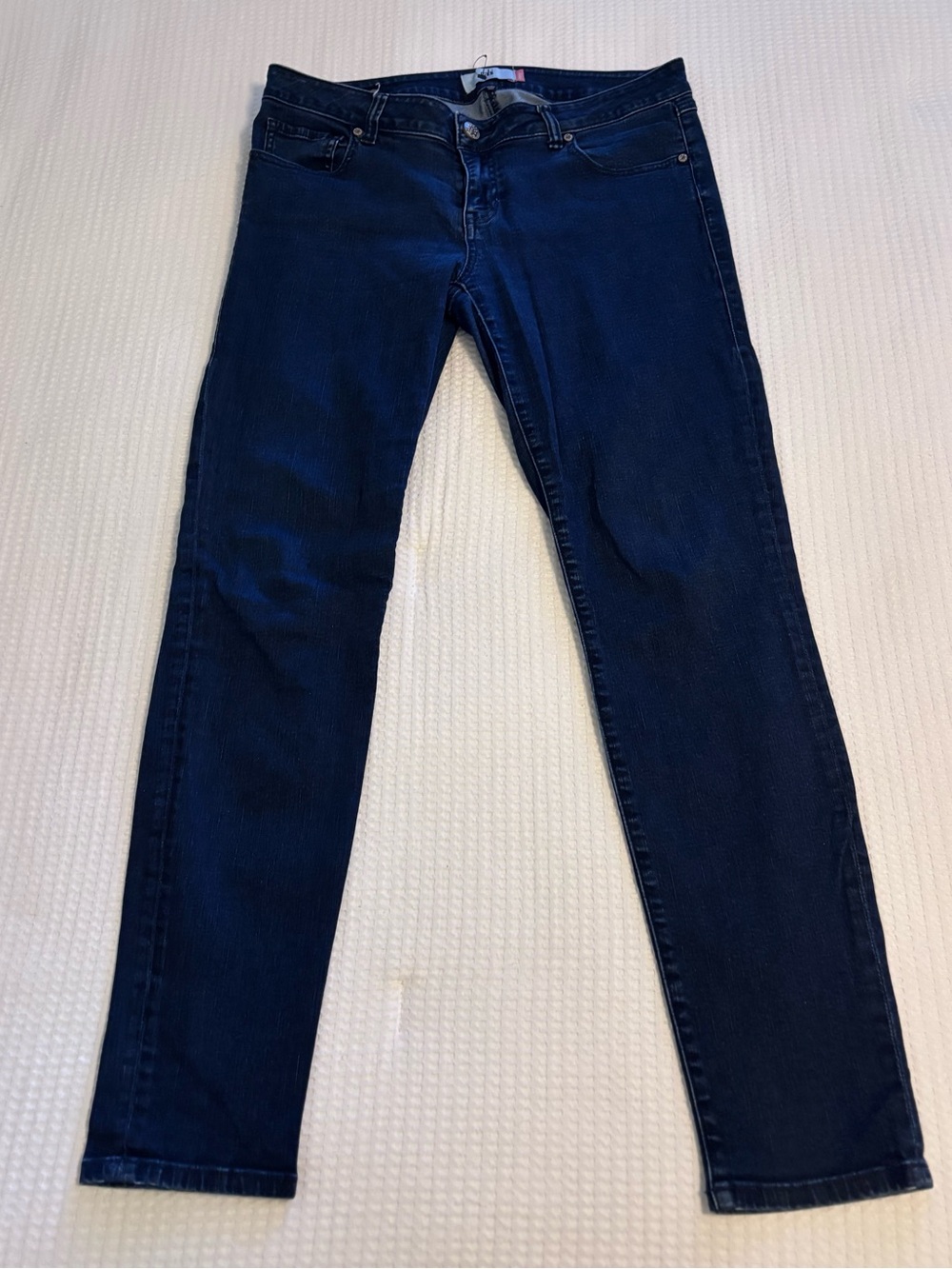 CAbi Dark Wash Skinny Jeans - 10